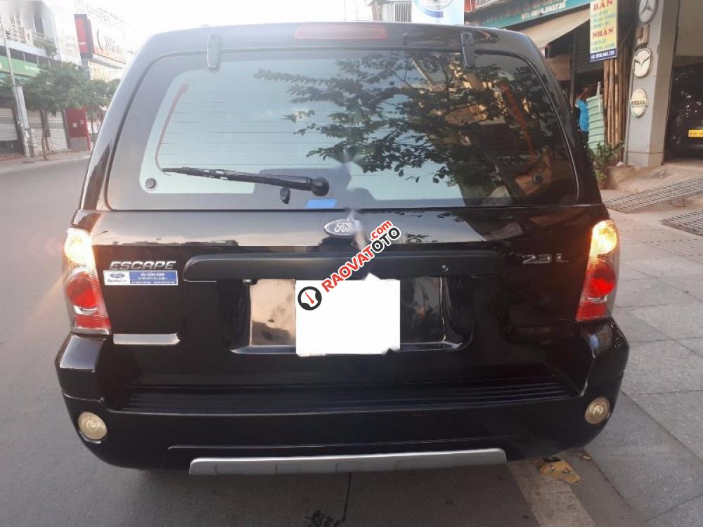 Bán xe Ford Escape sản xuất 2004, màu đen, xe gia đình, giá tốt-6