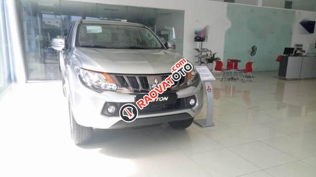 Cần bán Mitsubishi Triton đời 2017 giá cạnh tranh-5