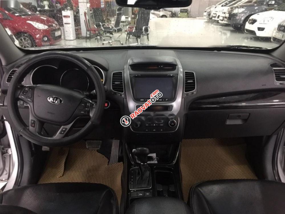 Xe Kia Sorento 2.2AT đời 2014, màu bạc, giá 805tr-9