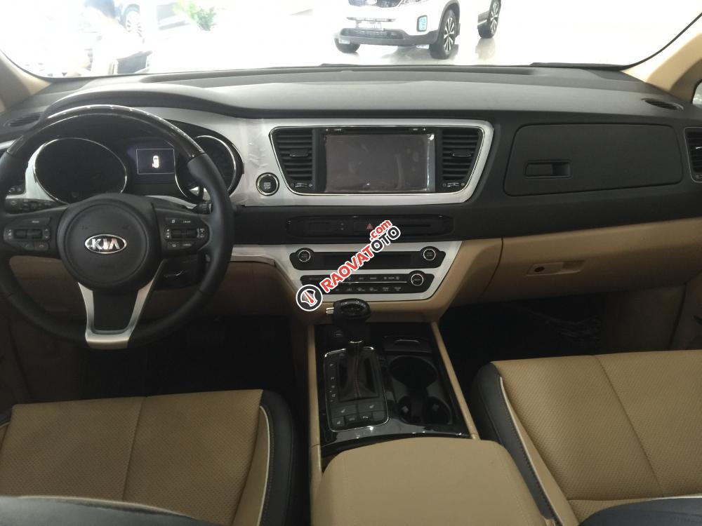 Kia Long Biên - Kia Sedona 2017, xe mới, giao xe ngay, LH Nam 0986636683-7