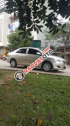 Cần bán xe Toyota Vios MT sản xuất 2010, giá tốt-0