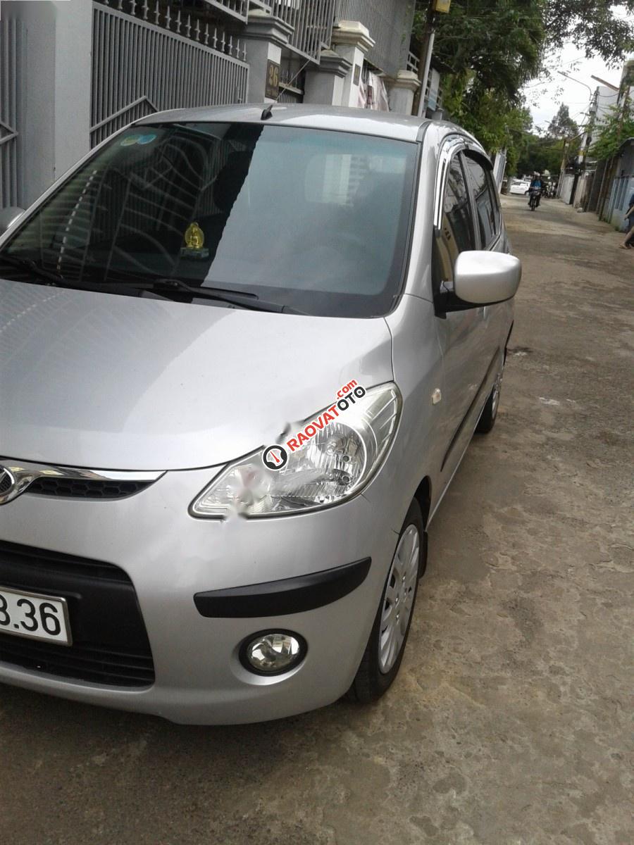 Bán Hyundai i10 đời 2009, màu bạc, xe nhập xe gia đình, giá chỉ 285 triệu-0