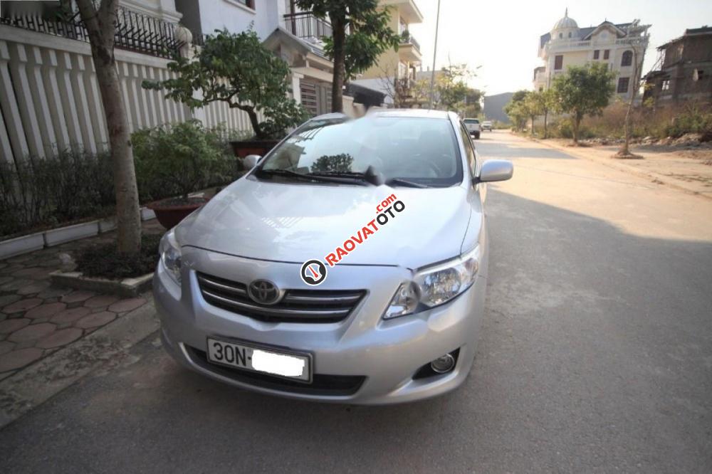 Bán Toyota Corolla 1.6 đời 2007, màu bạc, nhập khẩu số tự động, 425tr-1