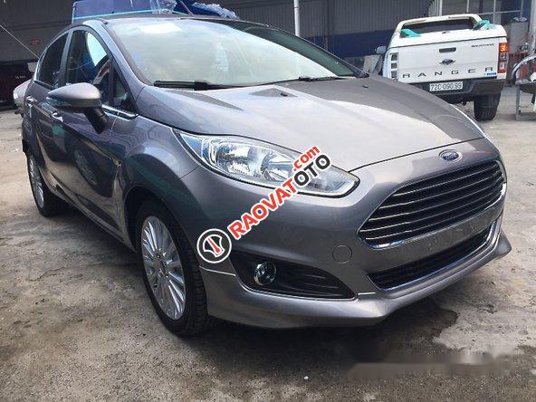 Cần bán Ford Fiesta Sport đời 2017, màu xám, 540tr-0