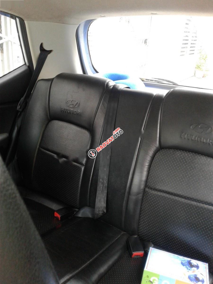 Bán Hyundai i10 đời 2009, màu bạc, xe nhập xe gia đình, giá chỉ 285 triệu-3