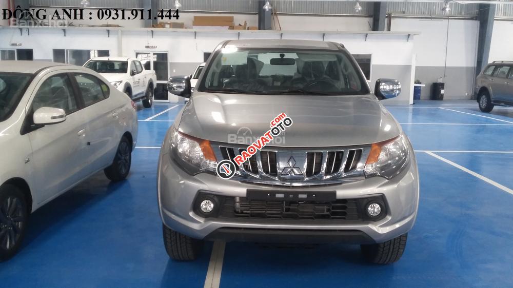 Cần bán xe Mitsubishi Triton 1 cầu, số sàn, màu bạc, nhập khẩu - LH: Đông Anh - 0931911444-0