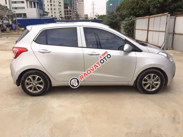 Cần bán xe Hyundai Grand i10 MT đời 2014, màu bạc -3