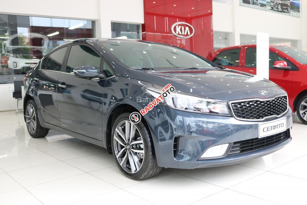 Kia Cerato 1.6 AT sản xuất 2017, full màu tại Kia Gò Vấp-1