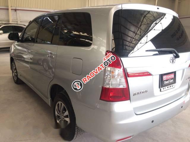 Bán xe Toyota Innova 2.0E MT đời 2016, màu bạc, 660tr-1