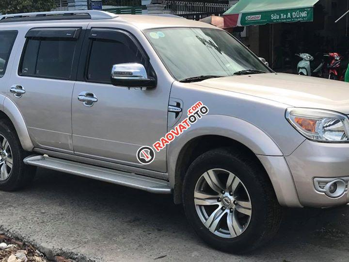 Cần bán Ford Everest đời 2009, màu vàng, giá 480tr-3