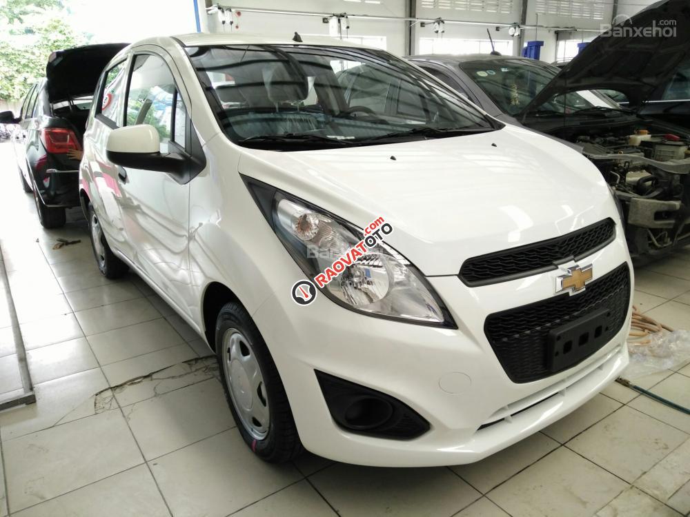 Chevrolet Spark LS 1.2 2017, giá cạnh tranh, ưu đãi cao, LH ngay 0901.75.75.97-Mr. Hoài để nhận giá tốt nhất-0