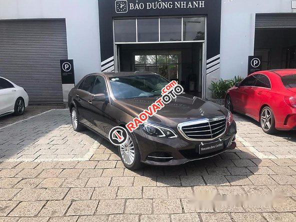 Bán Mercedes E200 năm 2015, màu nâu, nhập khẩu nguyên chiếc-0