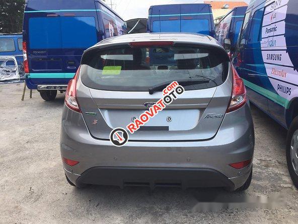 Cần bán Ford Fiesta Sport đời 2017, màu xám, 540tr-1