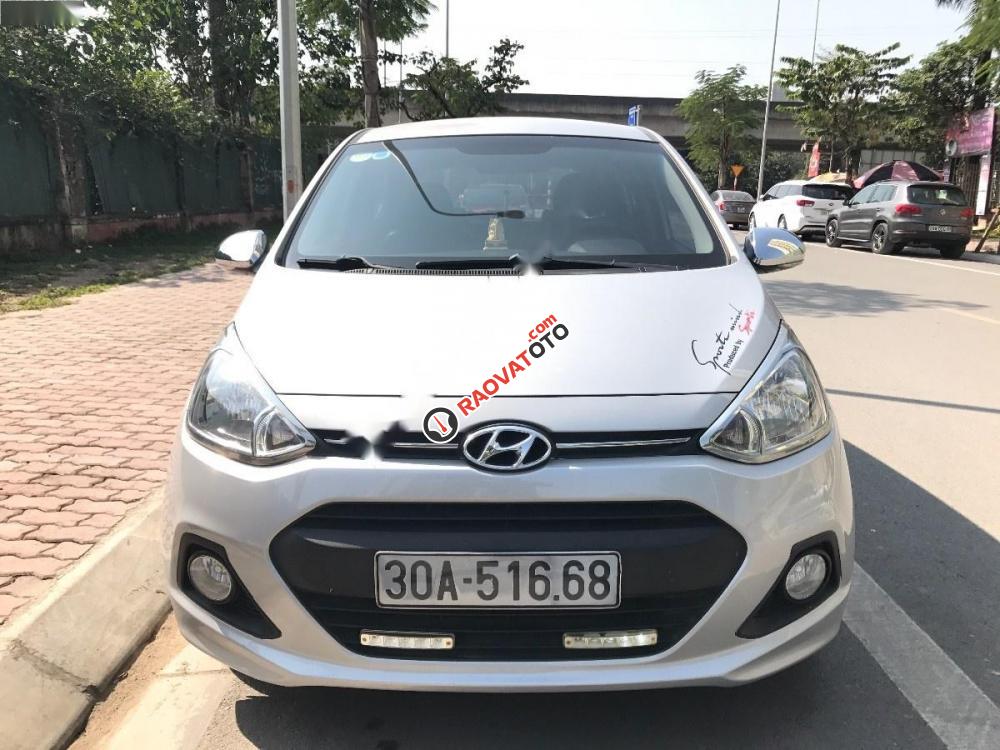 Bán Hyundai Grand i10 1.2 AT đời 2015, màu bạc, nhập khẩu nguyên chiếc-0