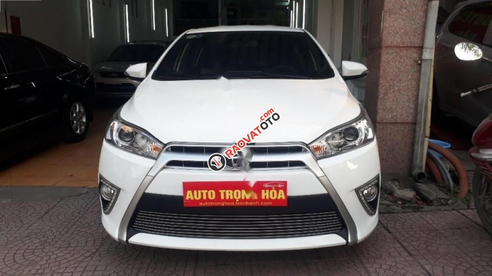 Cần bán lại xe Toyota Yaris 1.5G đời 2014, màu trắng, nhập khẩu nguyên chiếc chính chủ, 555tr-5