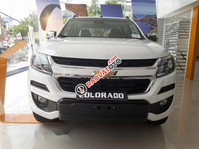 Bán Chevrolet Colorado đời 2017, màu trắng, giá 619tr-1