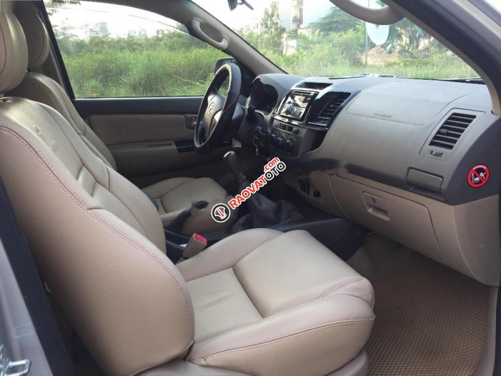 Cần bán lại xe Toyota Fortuner 2.5G đời 2013, màu bạc số sàn, giá 790tr-4