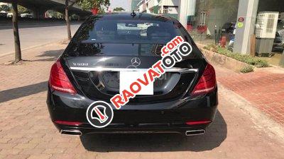 Cần bán Mercedes S500 năm 2015, màu đen xe rất đẹp-4