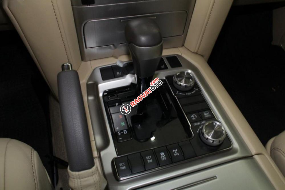 Xe Toyota Land Cruiser VX 4.6 V8 2016, màu bạc, nhập khẩu nguyên chiếc -6