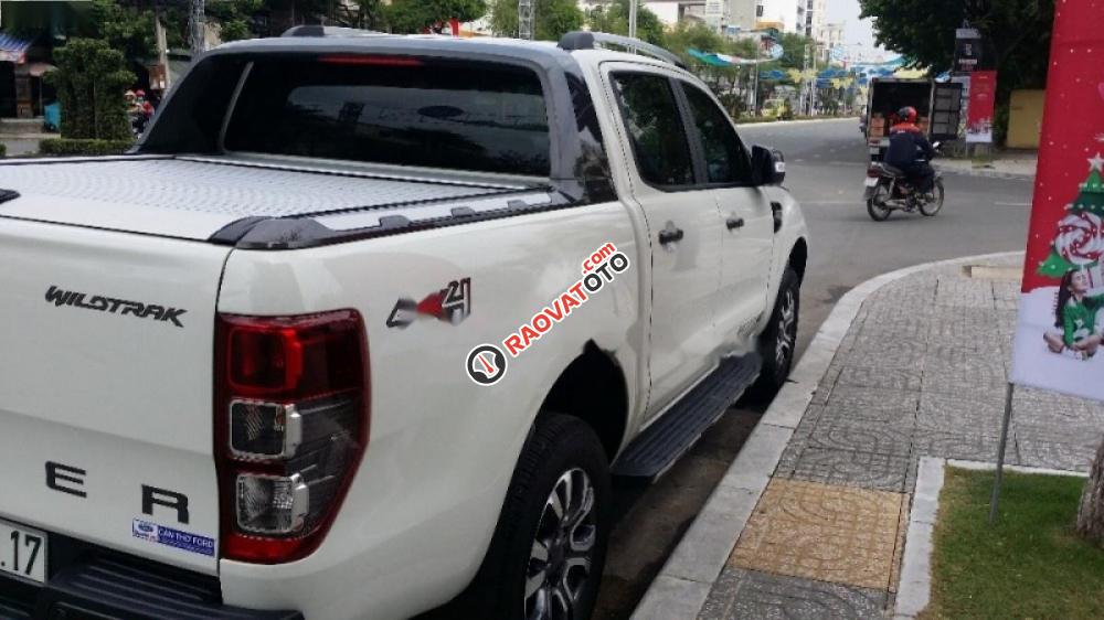 Chính chủ bán Ford Ranger Wildtrak 3.2L 4x4 AT sản xuất 2017, màu trắng, nhập khẩu-8