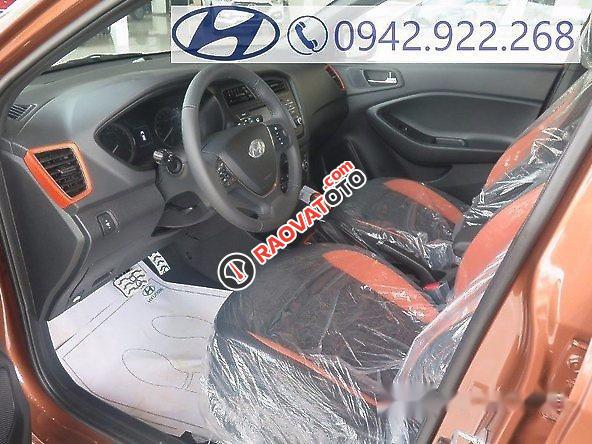 Bán Hyundai i20 Active sản xuất 2017, màu nâu -6