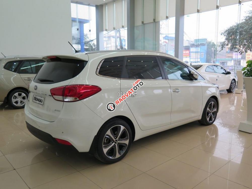 Kia Rondo 2017, đủ màu, quà tặng hấp dẫn, có giá 2018, liên hệ; 0934.075.248-3