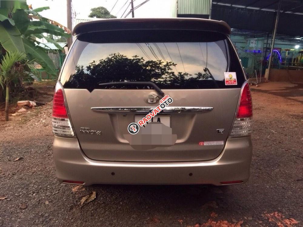 Cần bán xe Toyota Innova G 2011, màu vàng, giá chỉ 495 triệu-0