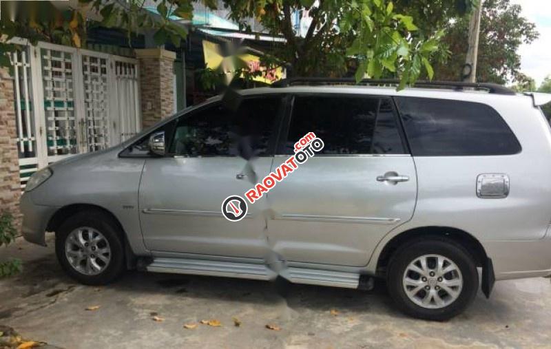 Cần bán lại xe Toyota Innova G sản xuất 2008, màu bạc xe gia đình, 375tr-1