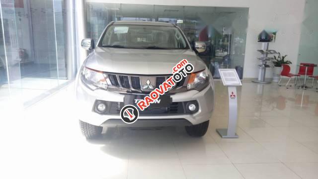 Cần bán Mitsubishi Triton đời 2017 giá cạnh tranh-4