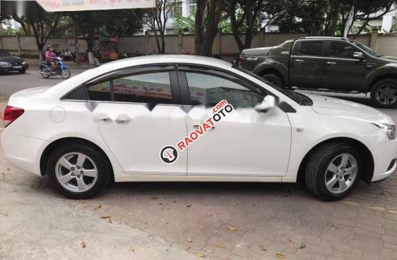 Cần bán xe Chevrolet Cruze LS 1.6 MT 2014, màu trắng -0