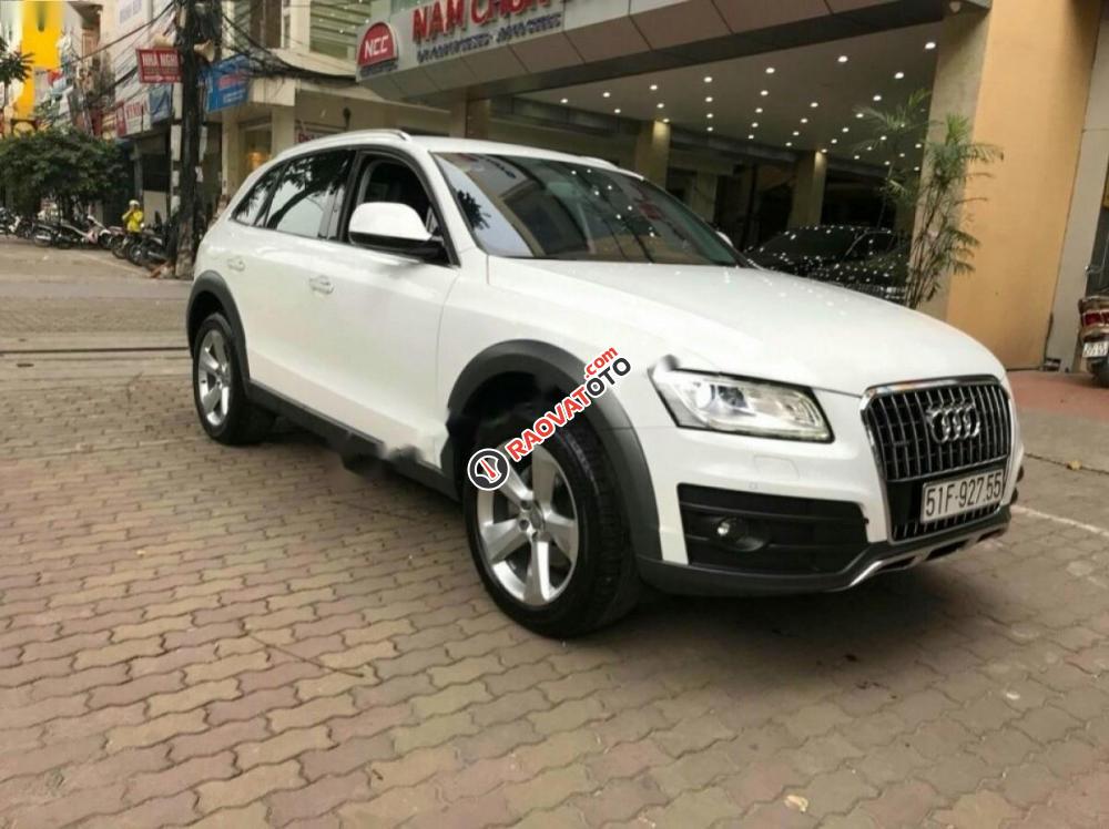 Bán Audi Q5 2.0 AT đời 2016, màu trắng, nhập khẩu nguyên chiếc-1