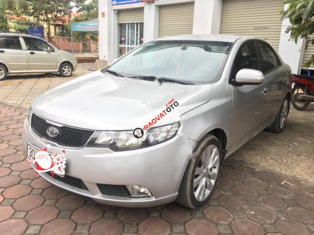 Cần bán gấp Kia Cerato đời 2010, màu bạc, nhập khẩu nguyên chiếc số sàn-1