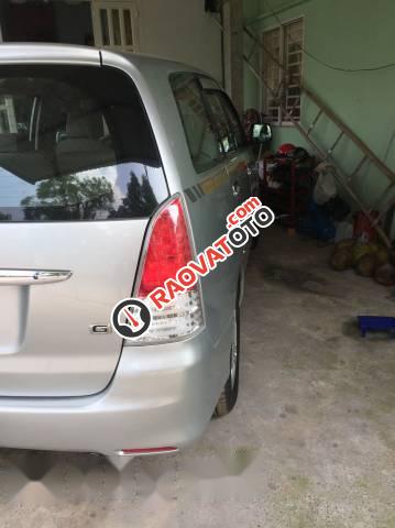 Bán Toyota Innova đời 2010, màu bạc-1