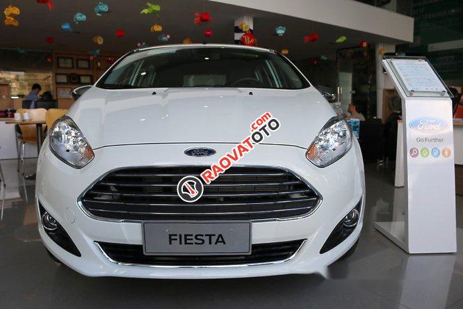 Cần bán Ford Fiesta 1.5AT Sport 2017, màu trắng, giá chỉ 515 triệu-0