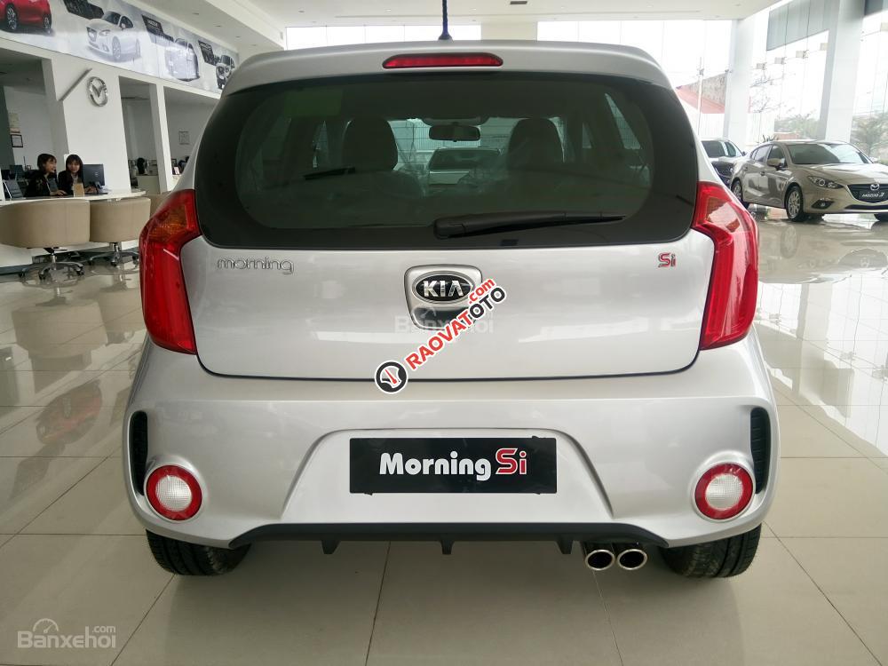 Kia Morning SIAT sản xuất 2017, màu bạc, hỗ trợ trả góp - LH 0989. 240 241-2