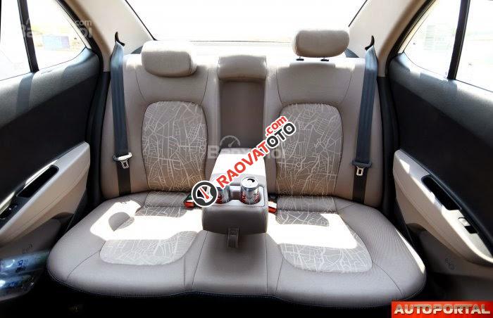 Bán xe Hyundai Grand i10 1.2MT Sedan nhập khẩu sản xuất 2017 màu trắng, giá tốt nhất thị trường - LH: 090.467.5566-5