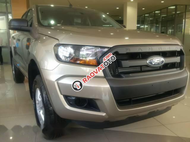 Bán Ford Ranger 2017, xe mới, giá 634tr-0