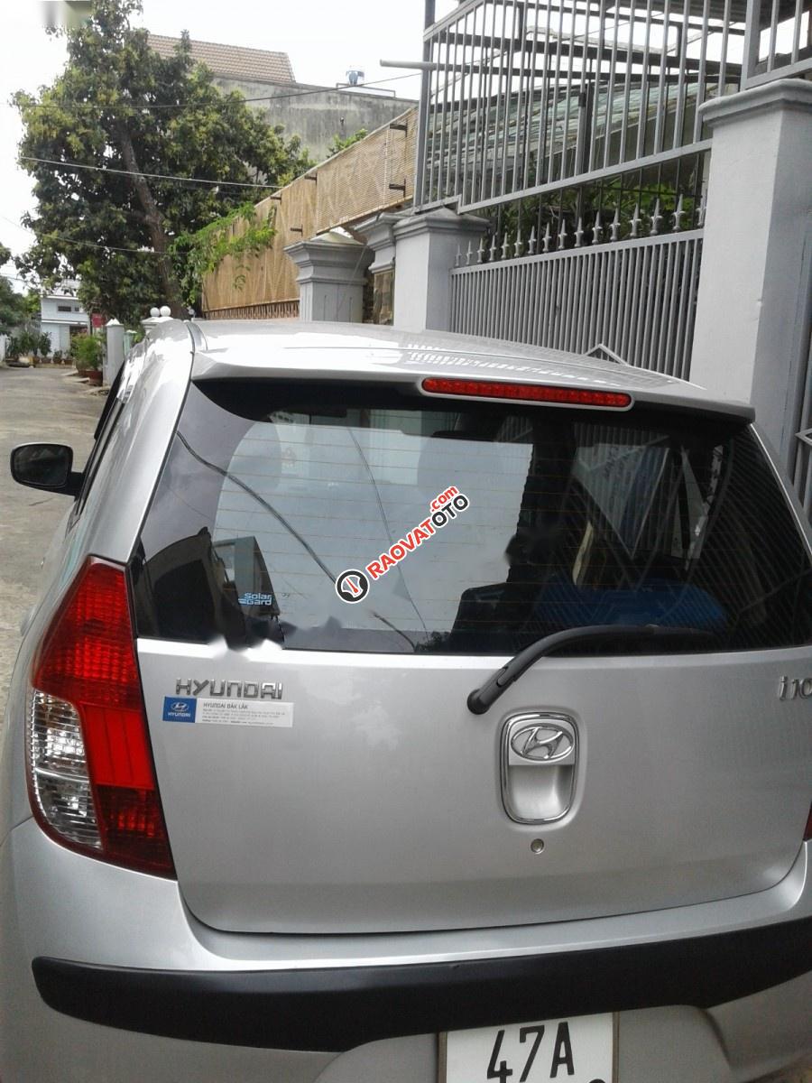 Bán Hyundai i10 đời 2009, màu bạc, xe nhập xe gia đình, giá chỉ 285 triệu-4