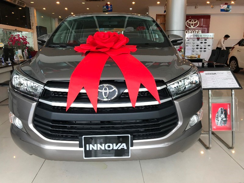 Bán Toyota Innova đời 2017, nhập khẩu nguyên chiếc, giá 690tr-1