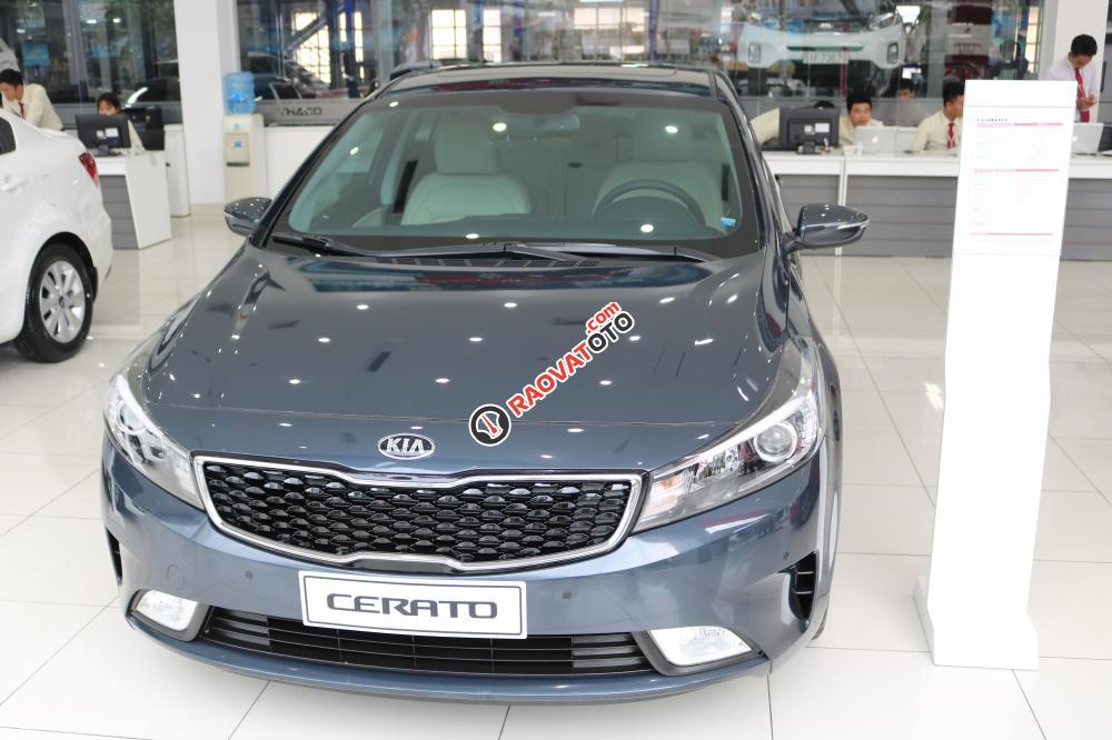 Kia Cerato sở hữu thiết kế ưu Việt và những tính năng hiện đại nhất-0