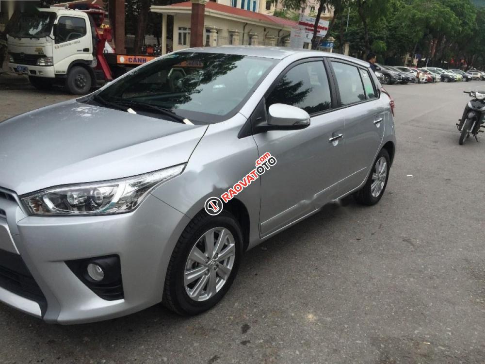 Cần bán xe Toyota Yaris 1.5G năm 2017, màu bạc, nhập khẩu còn mới, 655tr-0