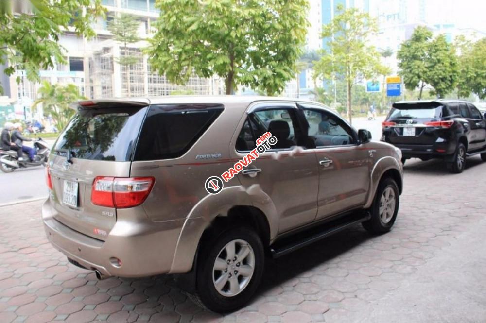 Bán Toyota Fortuner SR5 2.7 AT đời 2011, màu nâu, xe nhập số tự động, giá tốt-6