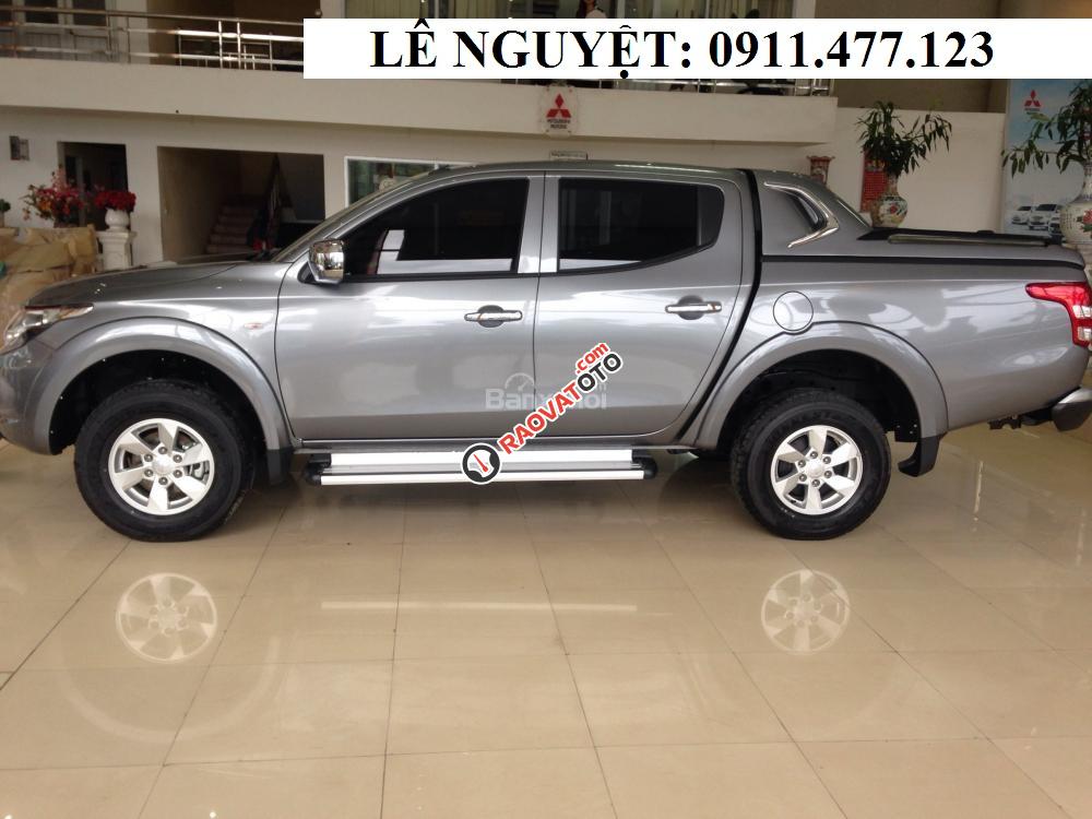 Bán xe Mitsubishi Triton mới, màu xám bạc, xe nhập, siêu bền, Đà Nẵng, liên hệ Lê Nguyệt: 0911.477.123-3