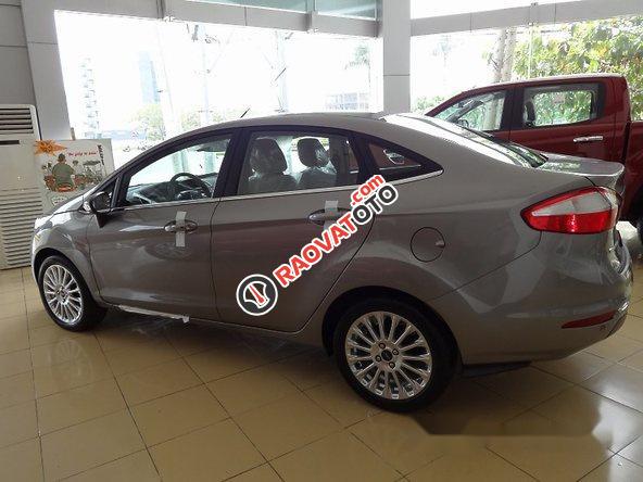 Bán Ford Fiesta Titanium đời 2017, màu bạc-4