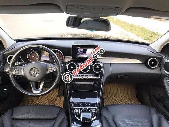 Bán Mercedes C200 sản xuất 2015, màu đen-6