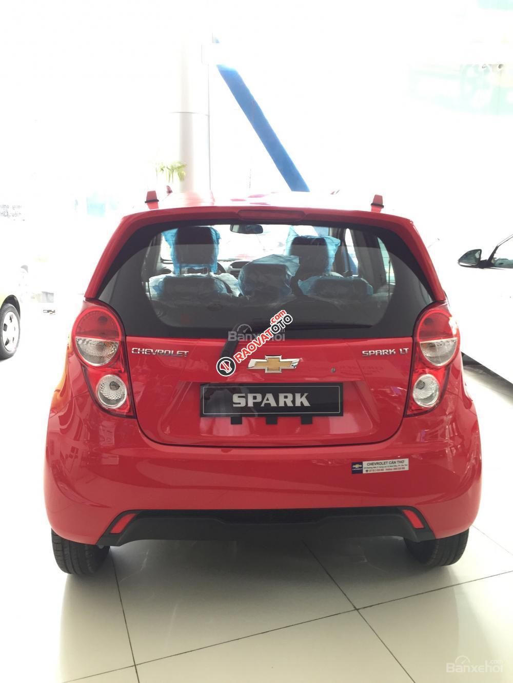 Chevrolet Spark LT 1.2 2017 giá cạnh tranh, ưu đãi tốt, LH ngay 0901.75.75.97 - Mr. Hoài để nhận báo giá tốt nhất-7