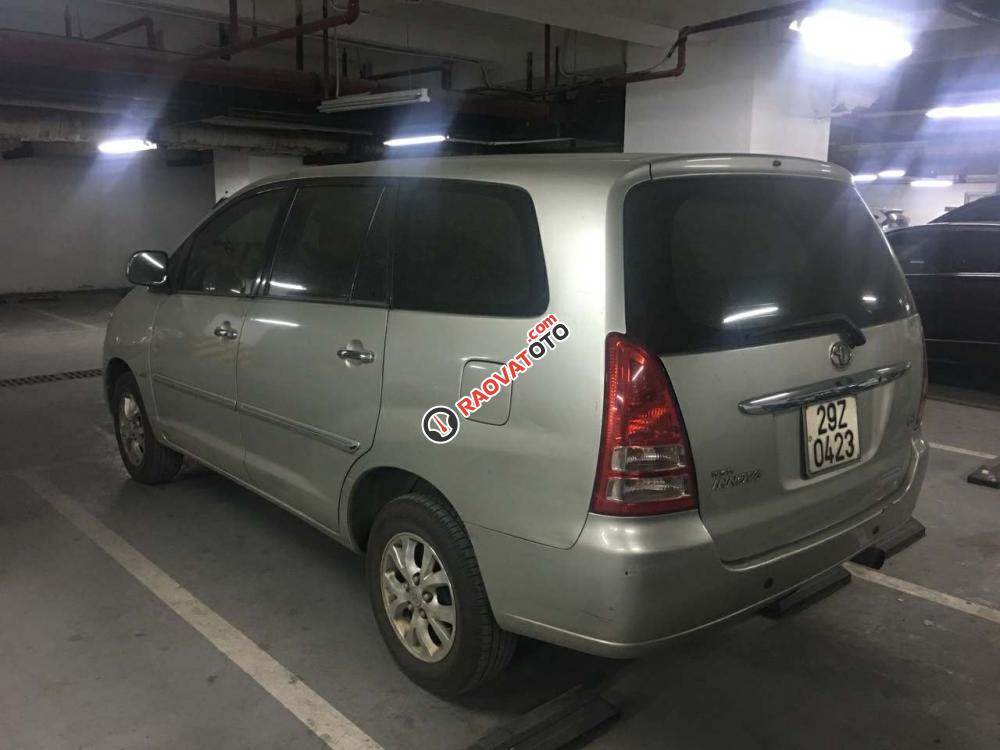 Cần bán xe Toyota Innova G đời 2007, màu bạc, 350 triệu-0