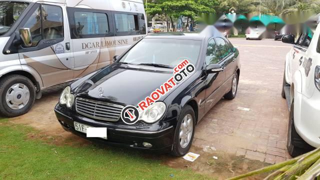 Cần bán lại xe Mercedes đời 2004 số tự động-0