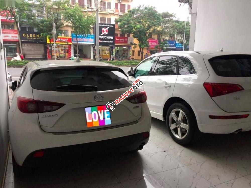 Bán Mazda 3 1.5AT đời 2016, màu trắng, giá 660tr-2