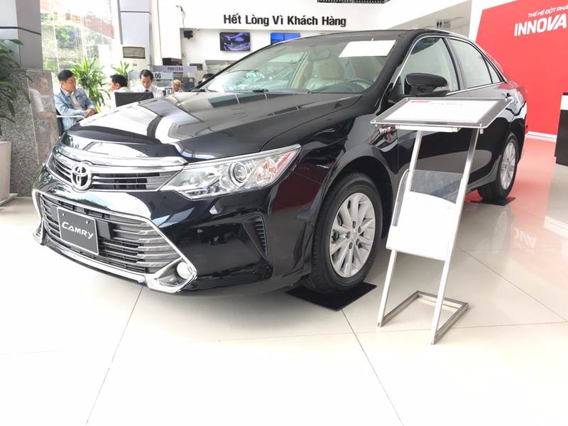 Bán xe Toyota Camry đời 2017, màu đen, nhập khẩu, 950tr-5